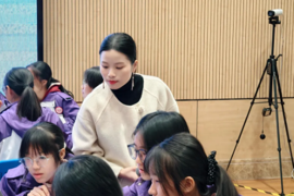 小荷已露尖尖角，AI课堂共生长——柳州铁一中学2025年初级教师赛教活动成功举办（艺体心技篇）